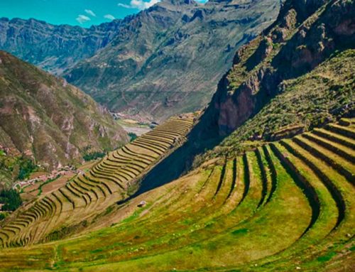 Sitio Arqueológico de Pisac y Mercado Artesanal